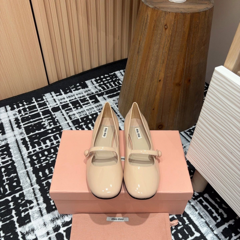 Miu Miu flat shoes